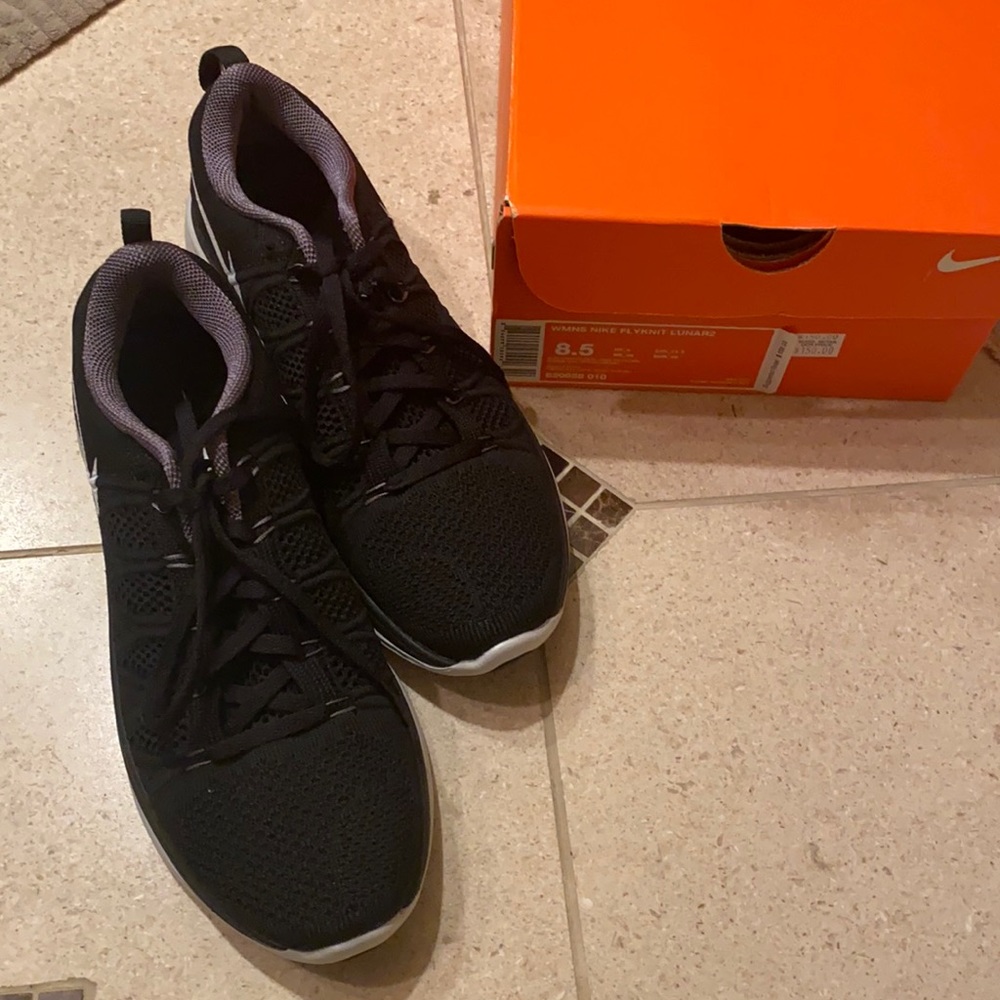 Nike Flyknit lunar2 for woman